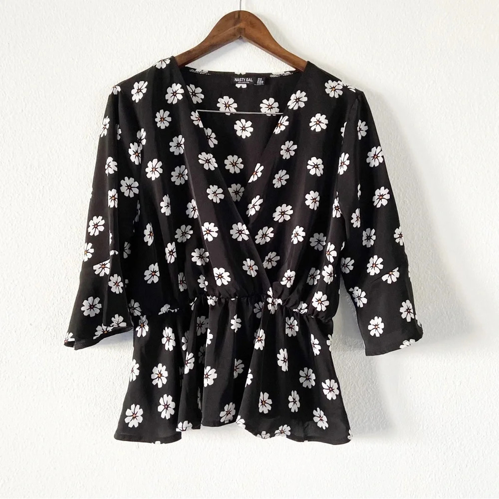 Daisy Floral Wrap Top Front Peplum Drop Sleeve Elastic Waist Nasty Gal US 12